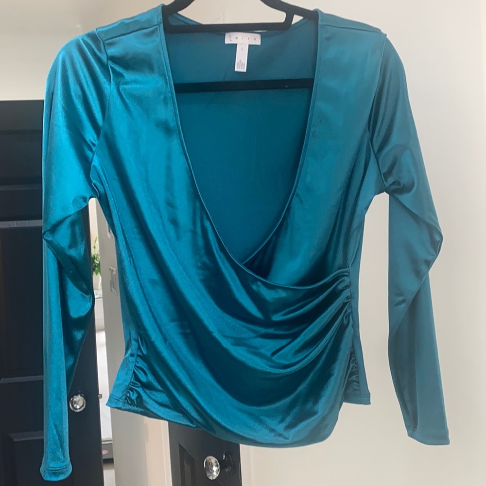 Purchased from Nordstrom and never worn.